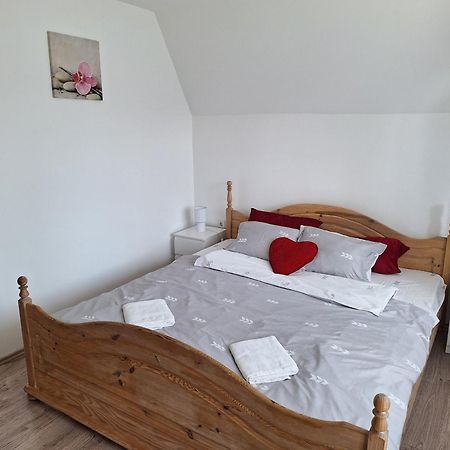 Nikolett apartman Hajdúszoboszló Exteriör bild