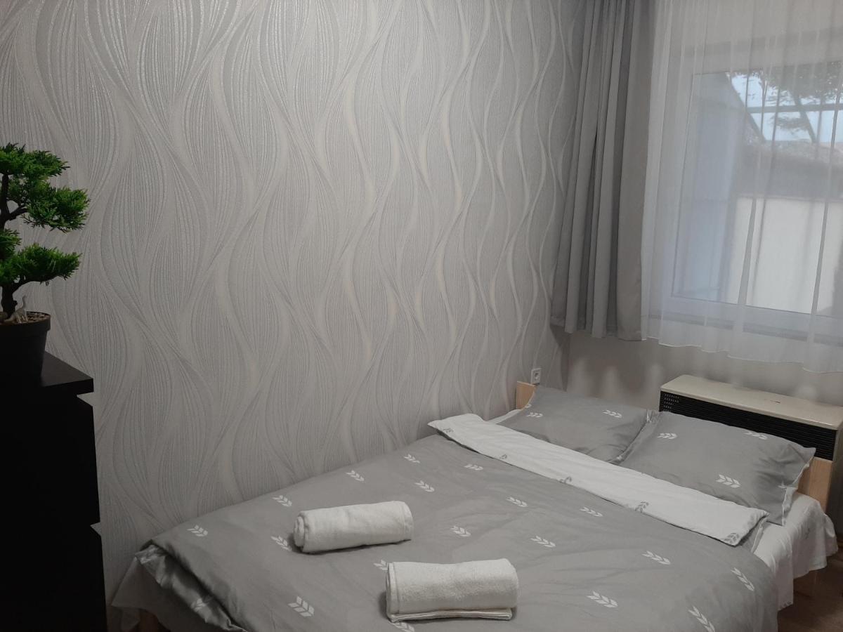 Nikolett apartman Hajdúszoboszló Exteriör bild