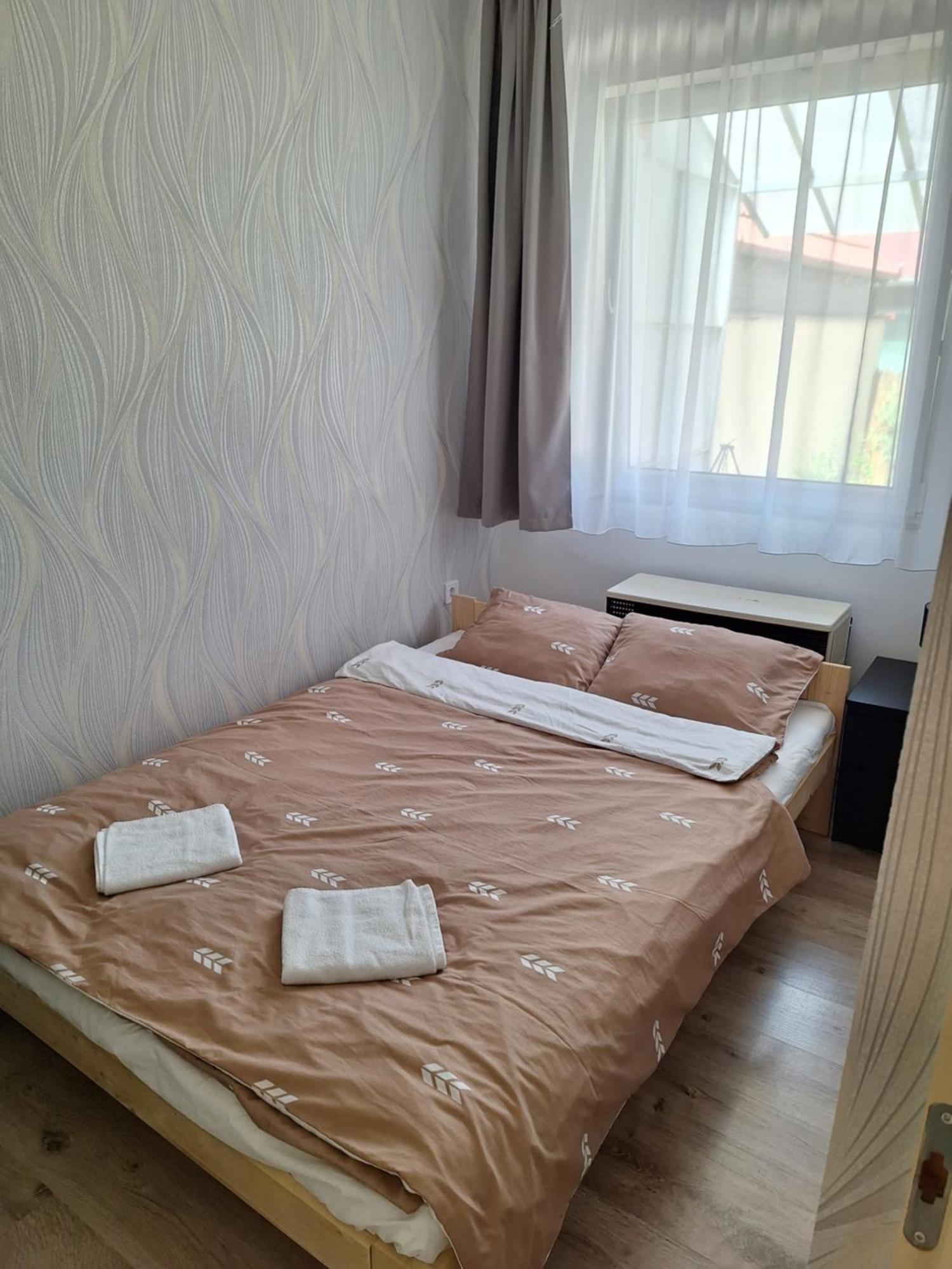 Nikolett apartman Hajdúszoboszló Exteriör bild