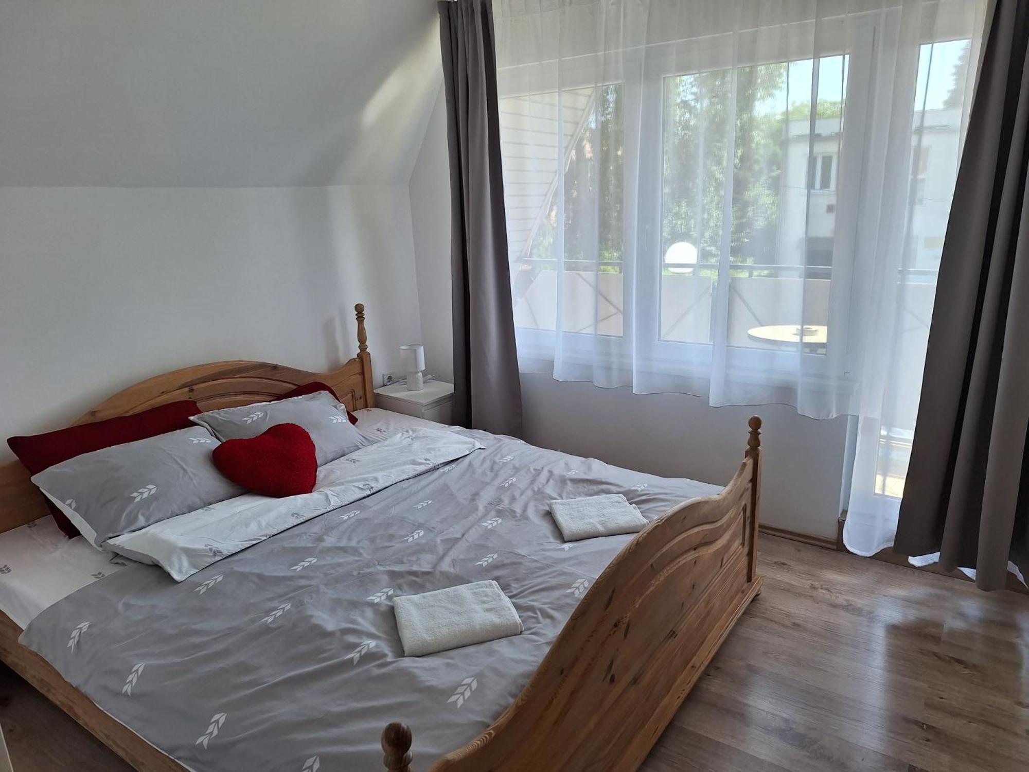 Nikolett apartman Hajdúszoboszló Exteriör bild