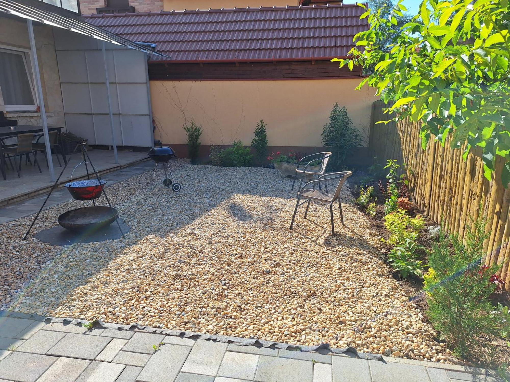 Nikolett apartman Hajdúszoboszló Exteriör bild
